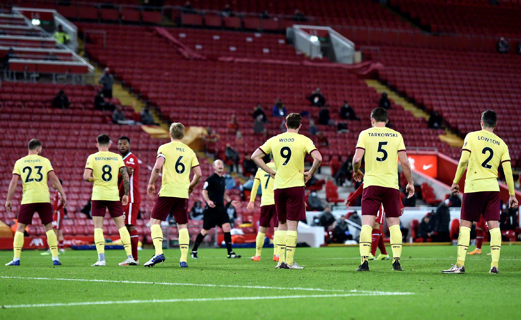 突破对手防 突破对手防